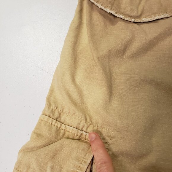 American Eagle Mens Y2K Ripstop Distressed Cargo Shorts Size 32 Beige Preppy - Picture 15 of 16